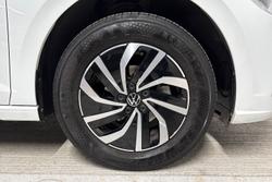 VOLKSWAGEN Polo Photo 5