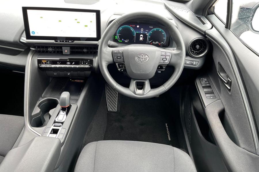 Toyota C-HR Photo autoimg-8a6cd231d472aa6269000cbcccb55d82e7fb422f.jpg