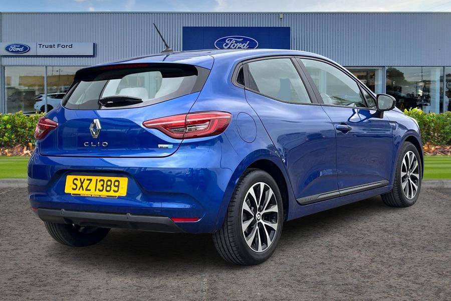 Renault CLIO Photo autoimg-8a72a98a08e2027c8610569b9daa3319c8309334.jpg