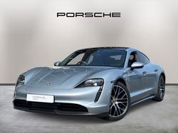 PORSCHE Taycan Photo 3