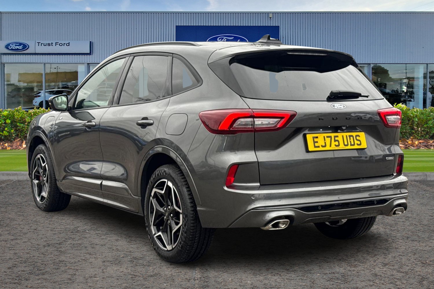 Ford KUGA Photo 1