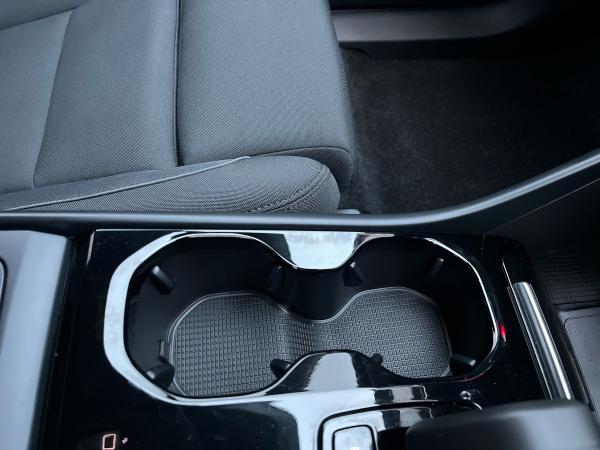 Volvo XC40 Photo autoimg-8a76ba6b9fa9f980f70fa5cc9af3acec355eec24.jpg