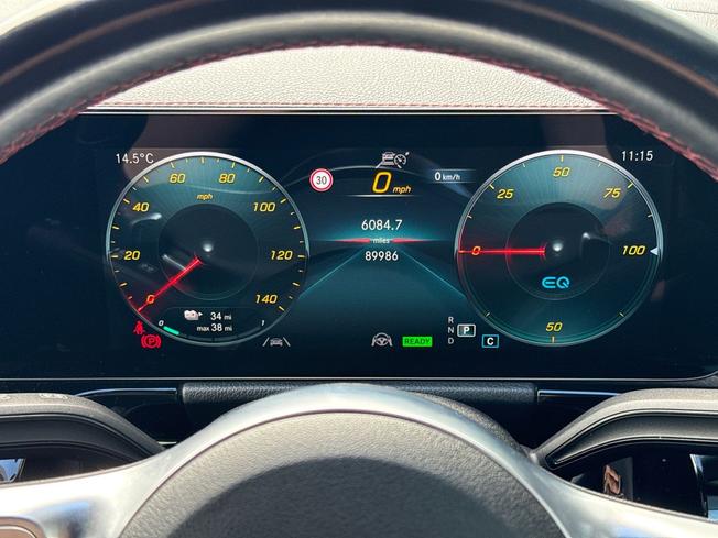 MERCEDES-BENZ Eqa Photo 15