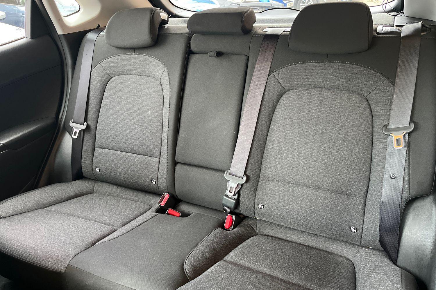 Hyundai KONA Photo 19