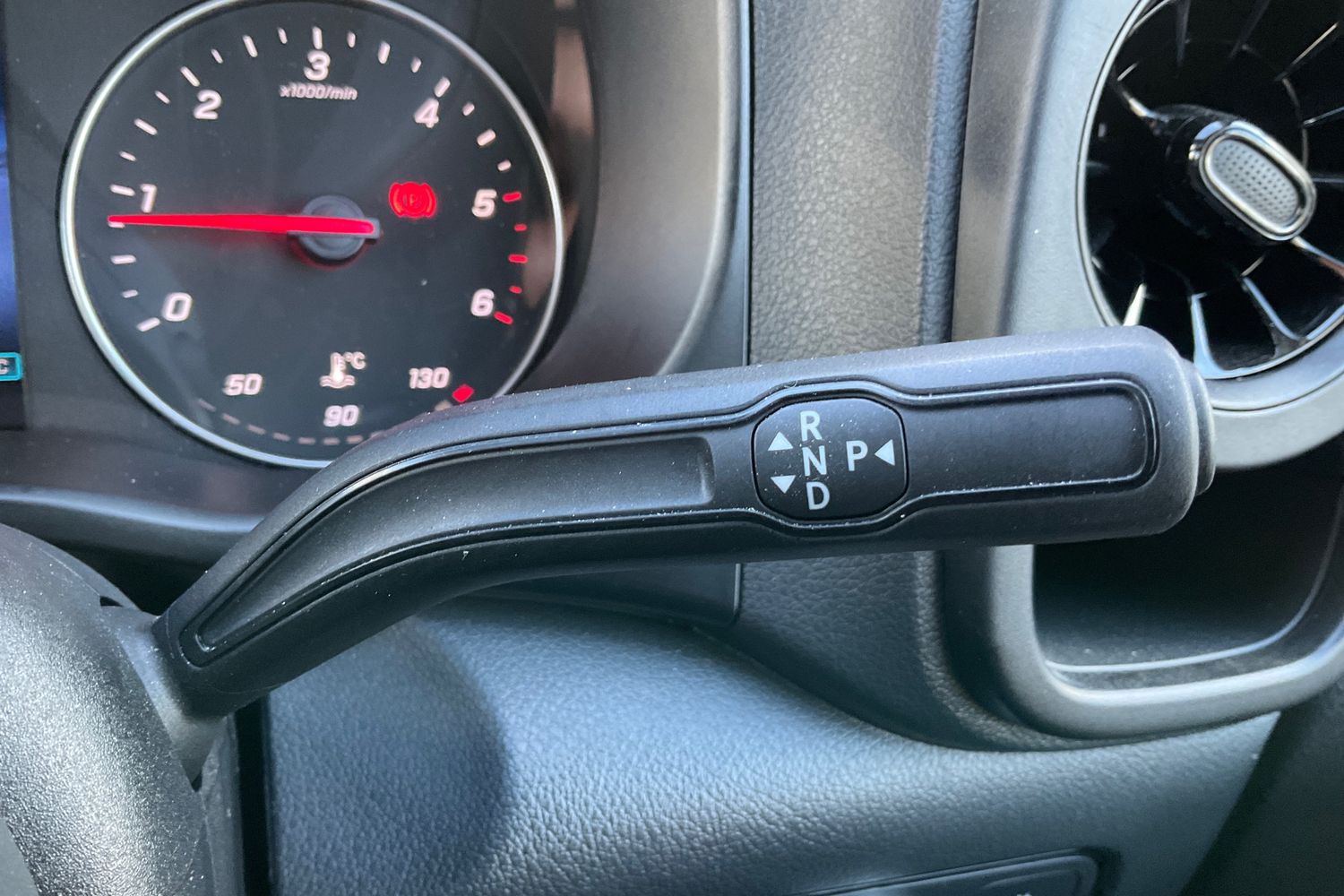 Mercedes-Benz VITO Photo 31