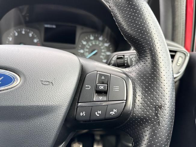 FORD Fiesta Photo 17