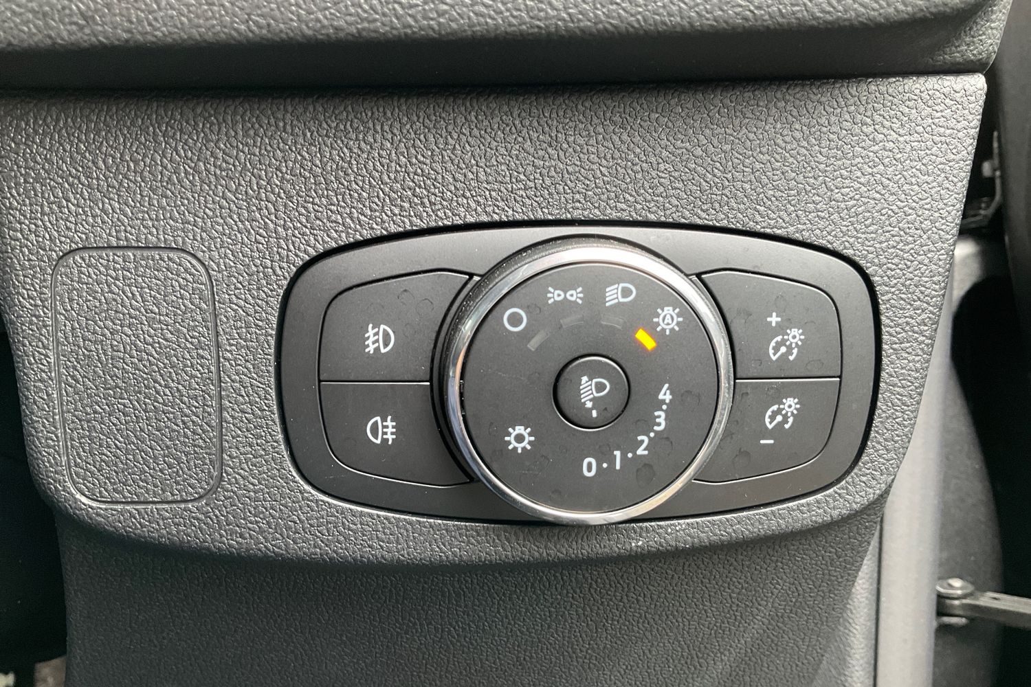 Ford Focus Photo 32