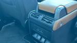 Land Rover Defender Photo 17