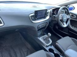 KIA Xceed Photo 2