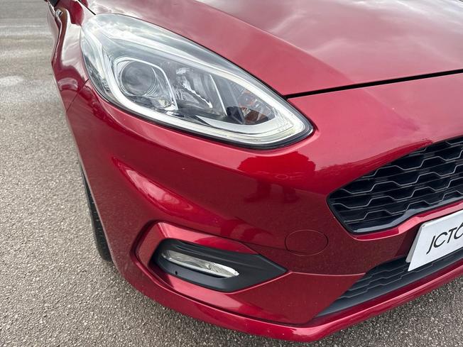 FORD Fiesta Photo 28