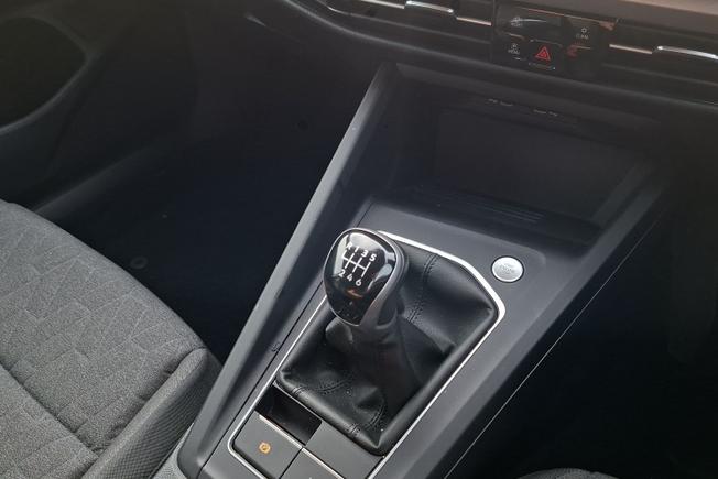 Volkswagen Golf Photo 22
