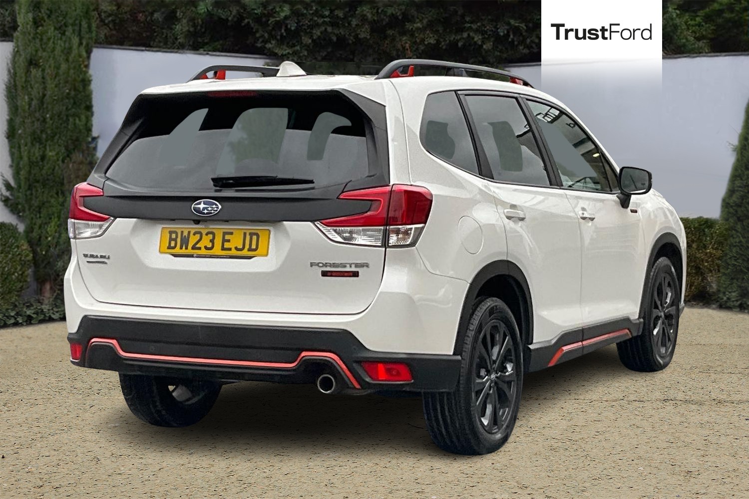 Subaru FORESTER Photo 3