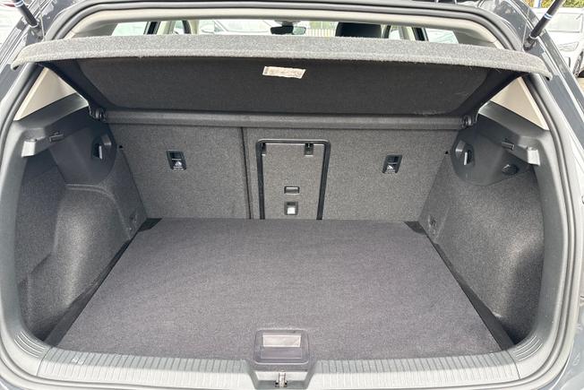 Volkswagen Golf Photo 12
