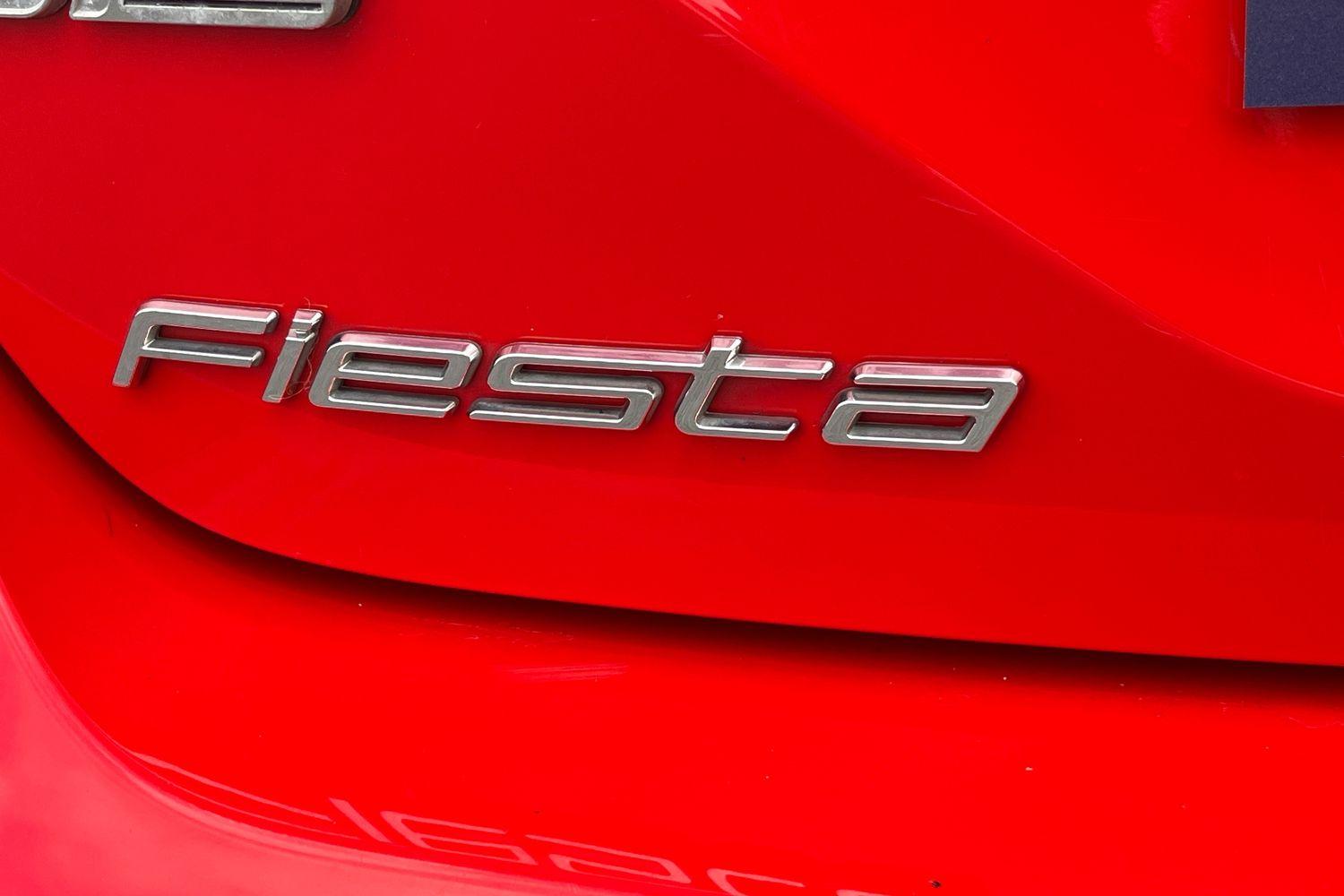 Ford FIESTA Photo 26