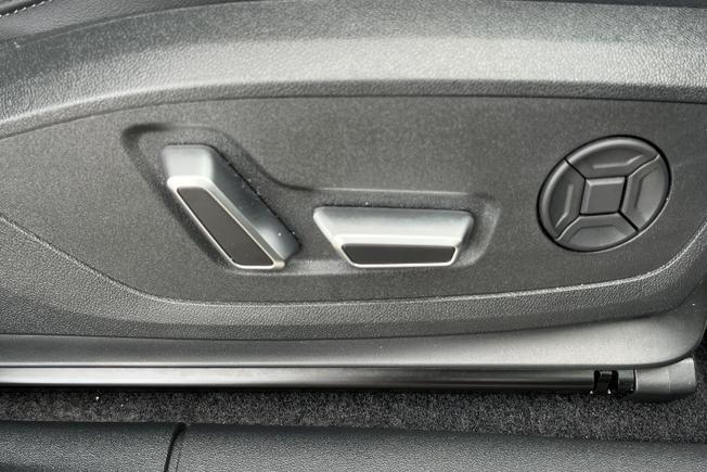 AUDI Q3 Photo 54