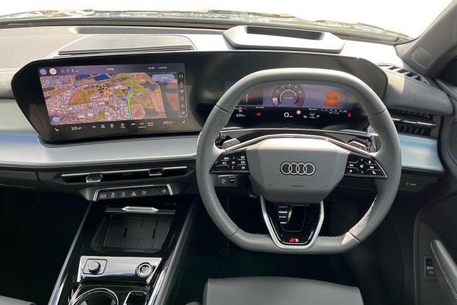 AUDI Q3 Photo 11