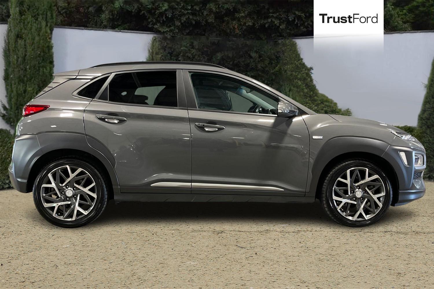 Hyundai KONA Photo 2