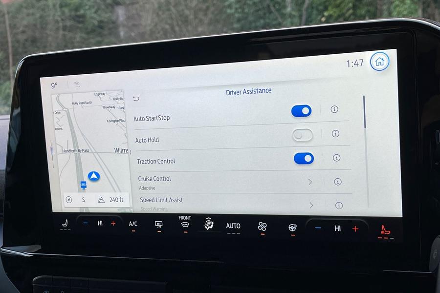 Ford Tourneo Custom Photo autoimg-8aaa44dd2f0e52b401b23808b72d0ed2455706df.jpg