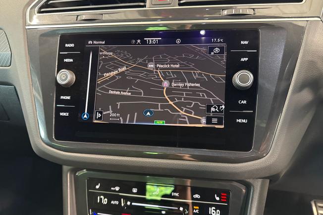 Volkswagen Tiguan Photo 14