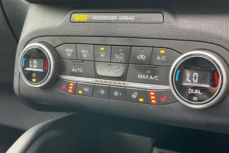 Ford KUGA Photo autoimg-8aaf428a4efe89c06d39f6ab8a30f6990c40cc7e.jpg