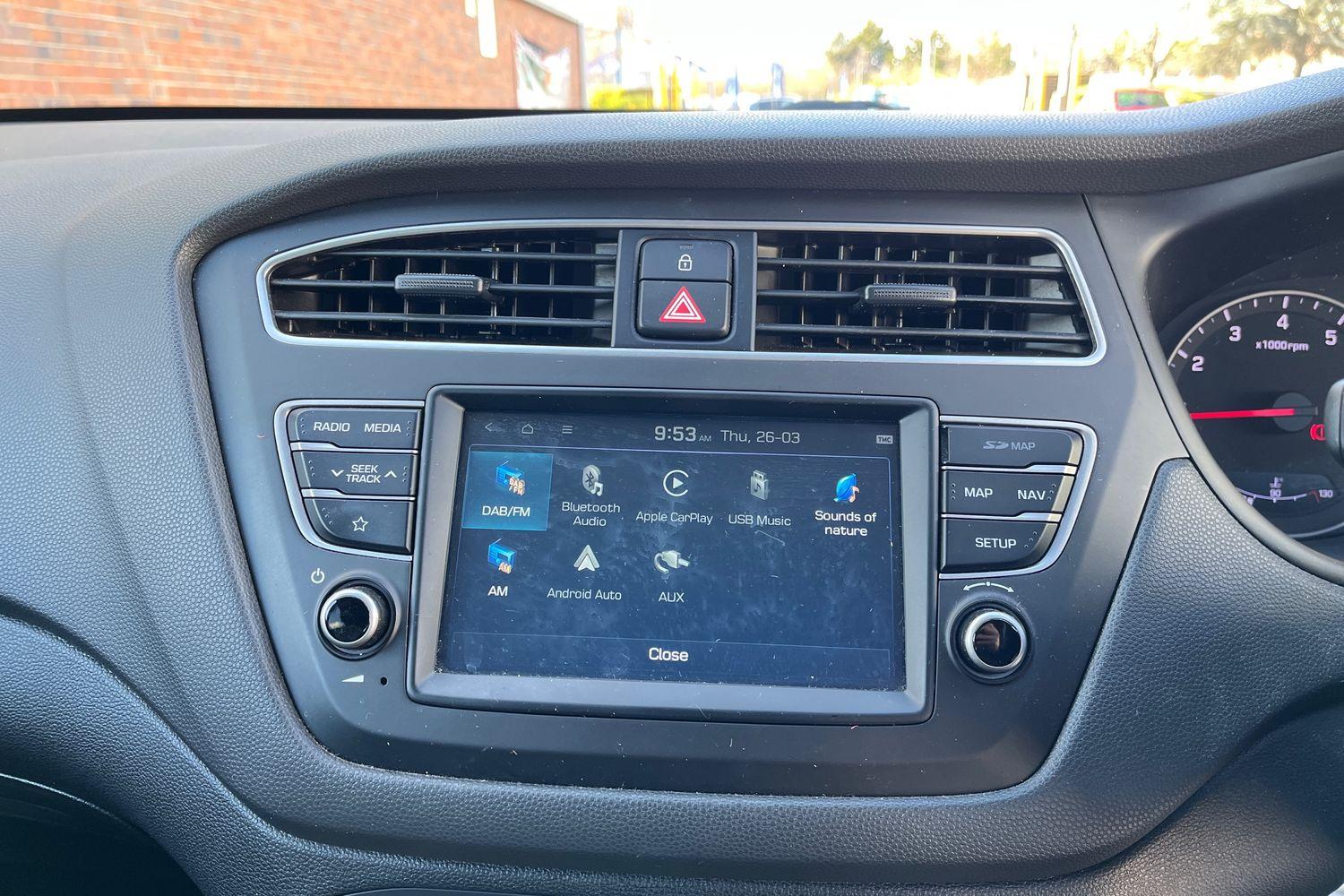 Hyundai i20 Photo 33