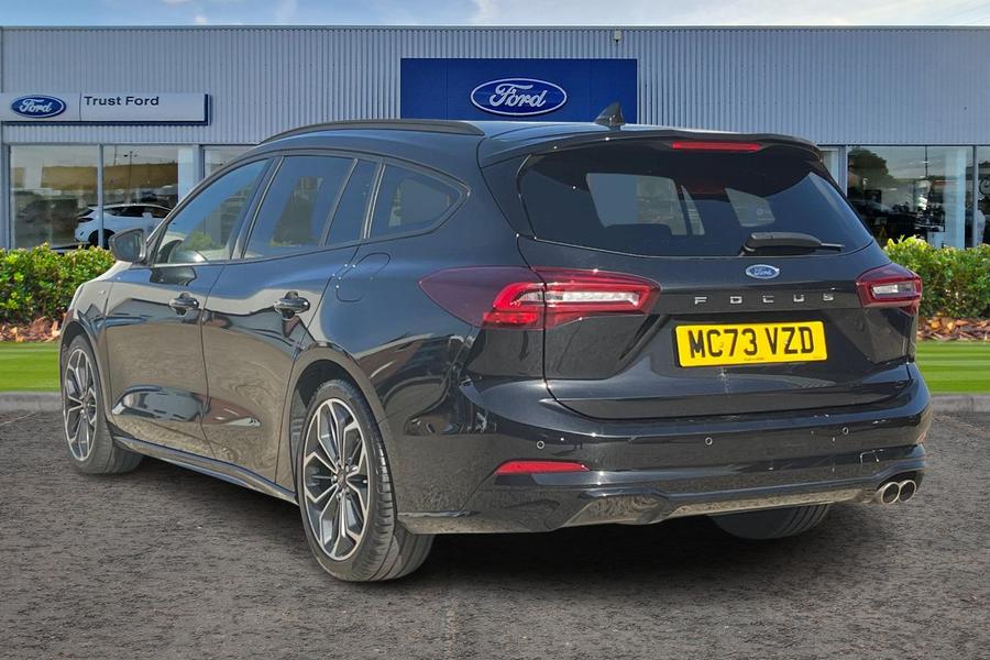 Ford Focus Photo autoimg-8ab10c73b924eb2856a5df2f4c4314d4a5c4a302.jpg