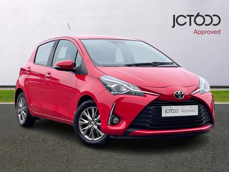 Used 2019 TOYOTA Yaris 1.0 VVT-i Icon Hatchback 5dr Petrol Manual Euro 6 (72 ps) Red at JCT600