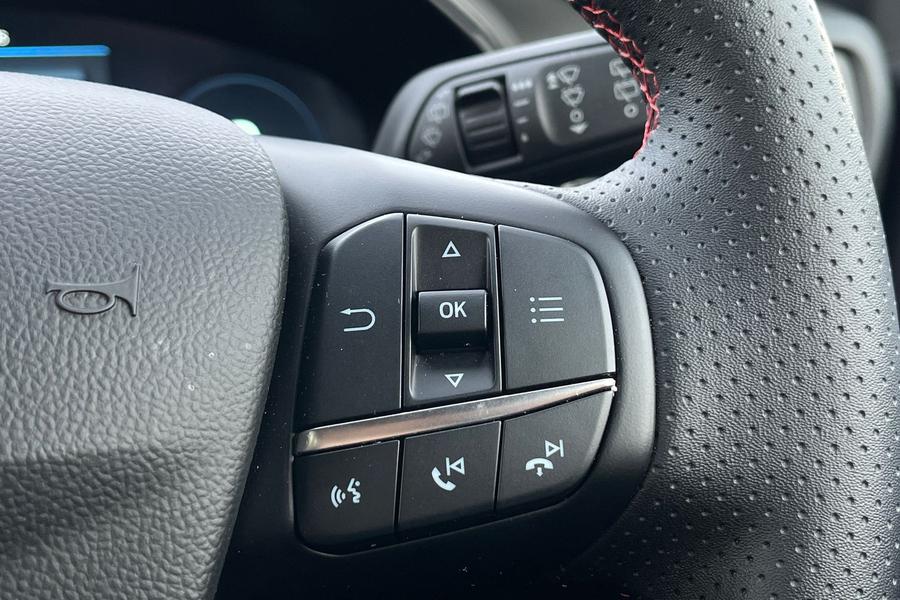 Ford Focus Photo autoimg-8ab27873a9cf719e825bf457bfd38128575e3042.jpg
