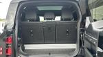 Land Rover Defender Photo 9