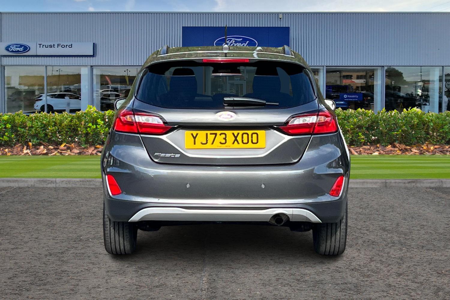 Ford Fiesta Photo 6