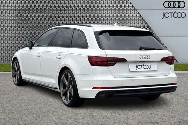 AUDI A4 Avant Photo 3