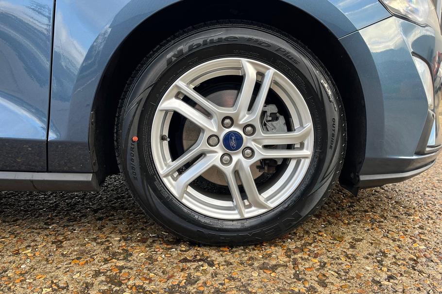 Used Ford FOCUS HX71NHJ 8