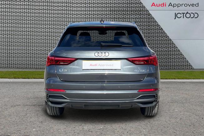 AUDI Q3 Photo 7