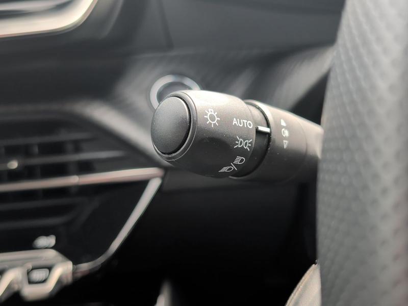 Used Peugeot 208 NX25UZM 22