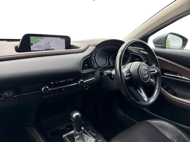 MAZDA Cx-30 Photo 2
