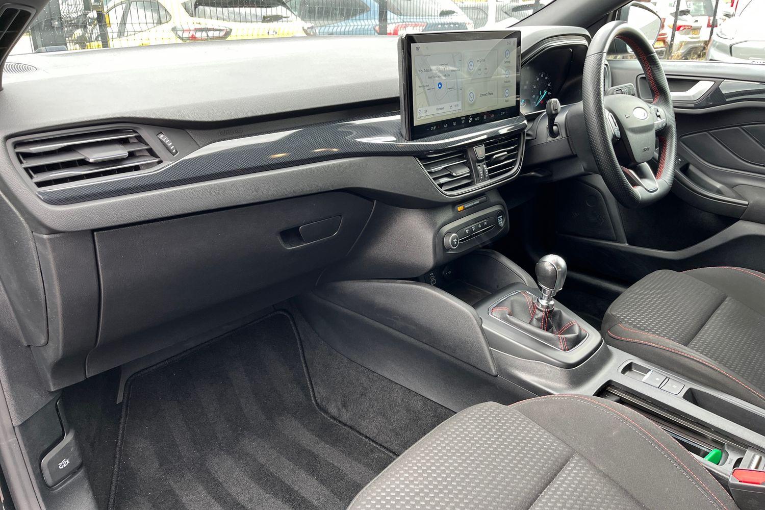 Ford Focus Photo 17