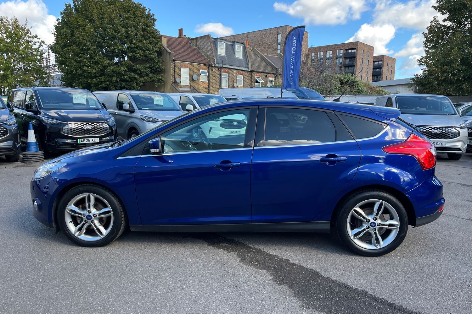 Ford FOCUS Photo 31