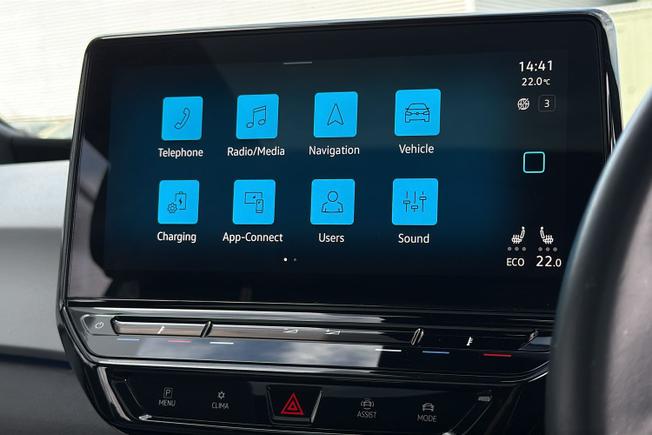 VOLKSWAGEN ID.3 Photo 13