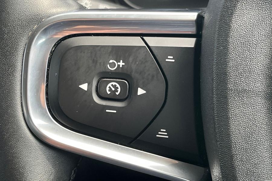 Volvo XC40 Photo autoimg-8ac7015676003c69d8cc72134b4448abcd17c923.jpg