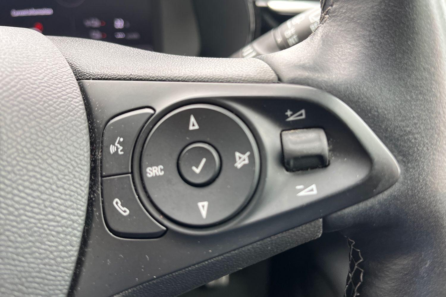 Vauxhall CORSA Photo 29