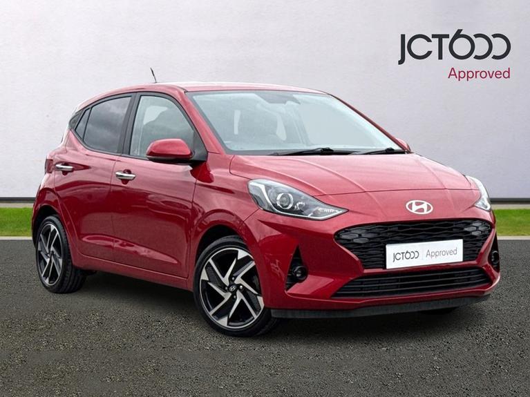 Used 2023 HYUNDAI i10 1.0 Premium Hatchback 5dr Petrol Manual Euro 6 (s/s) (67 ps) Red at JCT600
