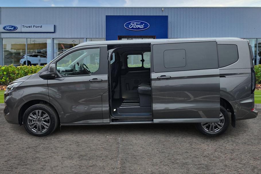 Used Ford TOURNEO CUSTOM 6