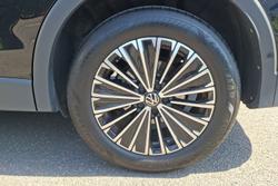 VOLKSWAGEN Tiguan Photo 5