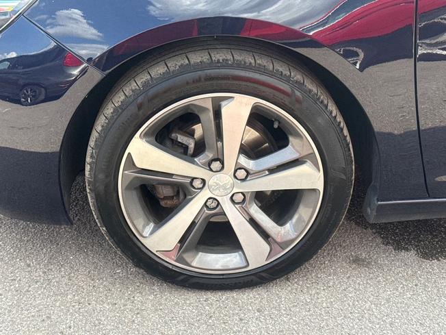 PEUGEOT 308 Photo 23