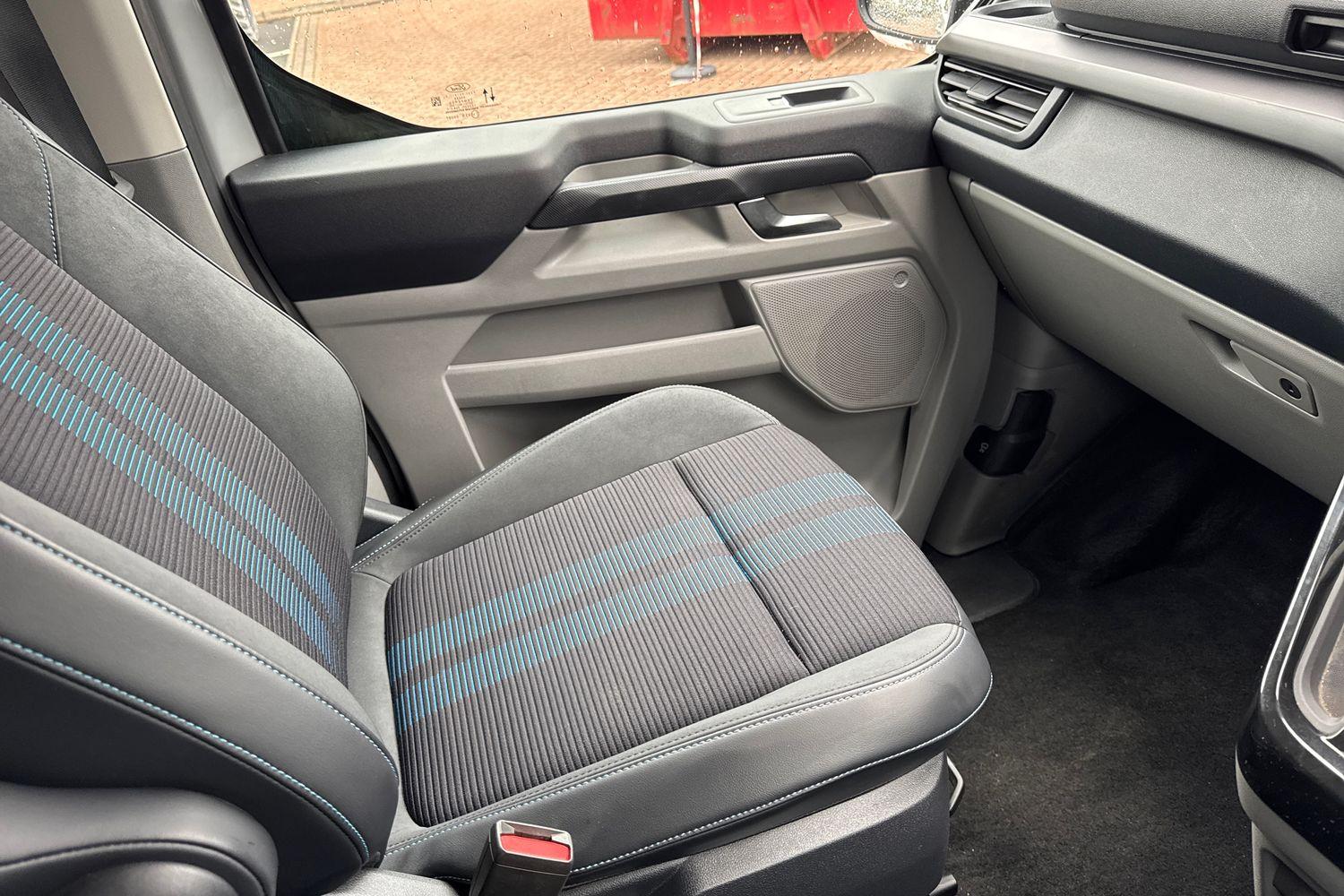 Ford TRANSIT CUSTOM Photo 40