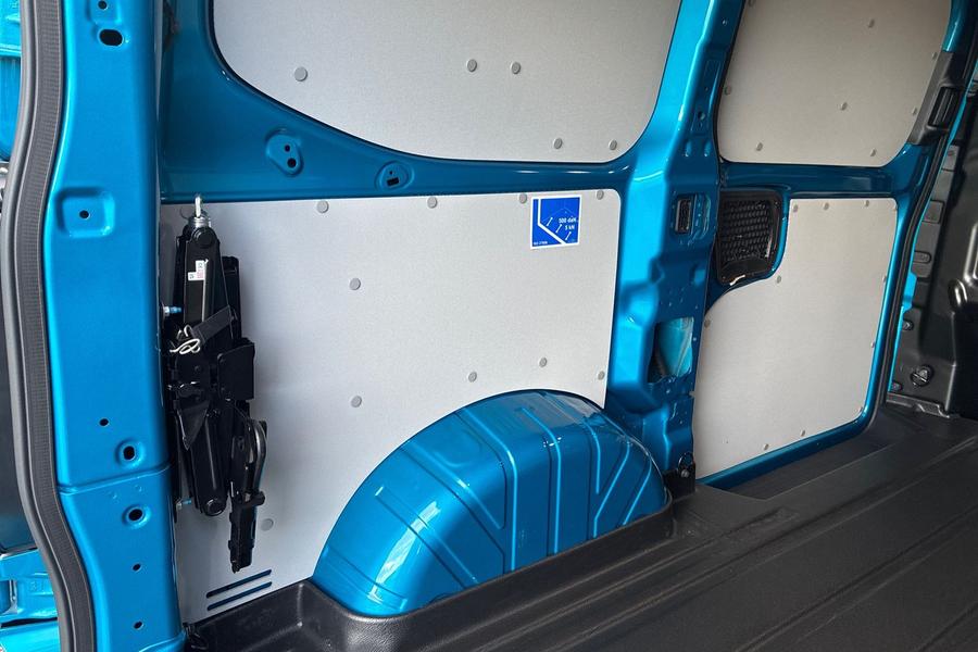 Ford Transit Custom Photo autoimg-8ae4a1c463ff84e8aaae8b71694c1b4f527318eb.jpg