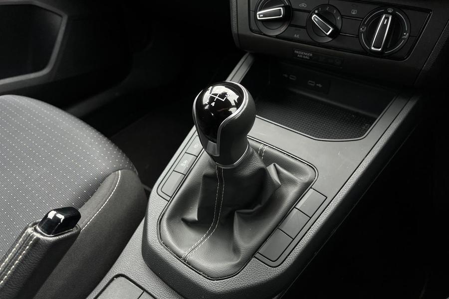 SEAT Ibiza Photo autoimg-8ae75970f1f6b4e5160fa532d9062ae99f3e22b3.jpg