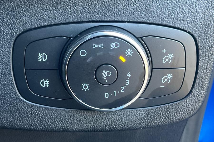 Ford PUMA Photo autoimg-8aecad1d575e7cf78d8c933e763984f829a26ed3.jpg