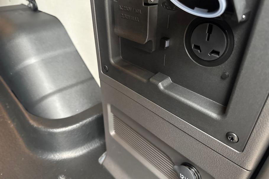 Used Ford E-TRANSIT BJ75HBA 17