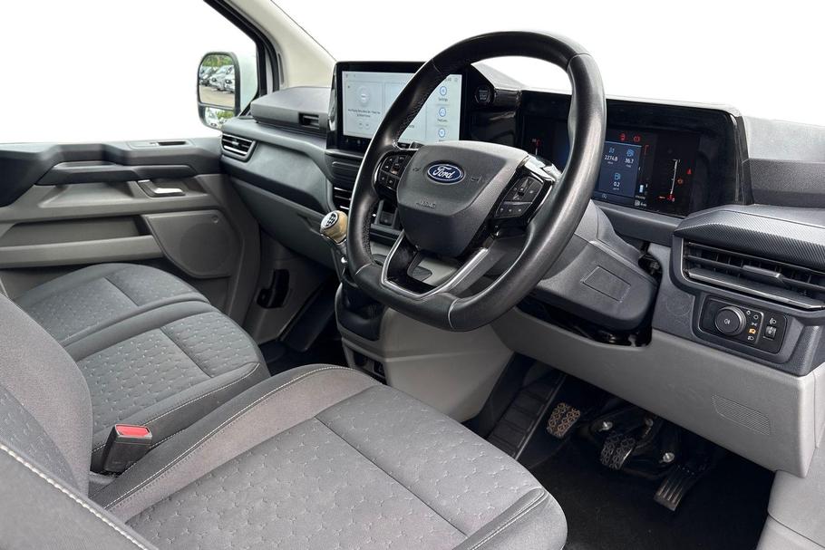Used Ford TRANSIT CUSTOM DS24ZYO 14